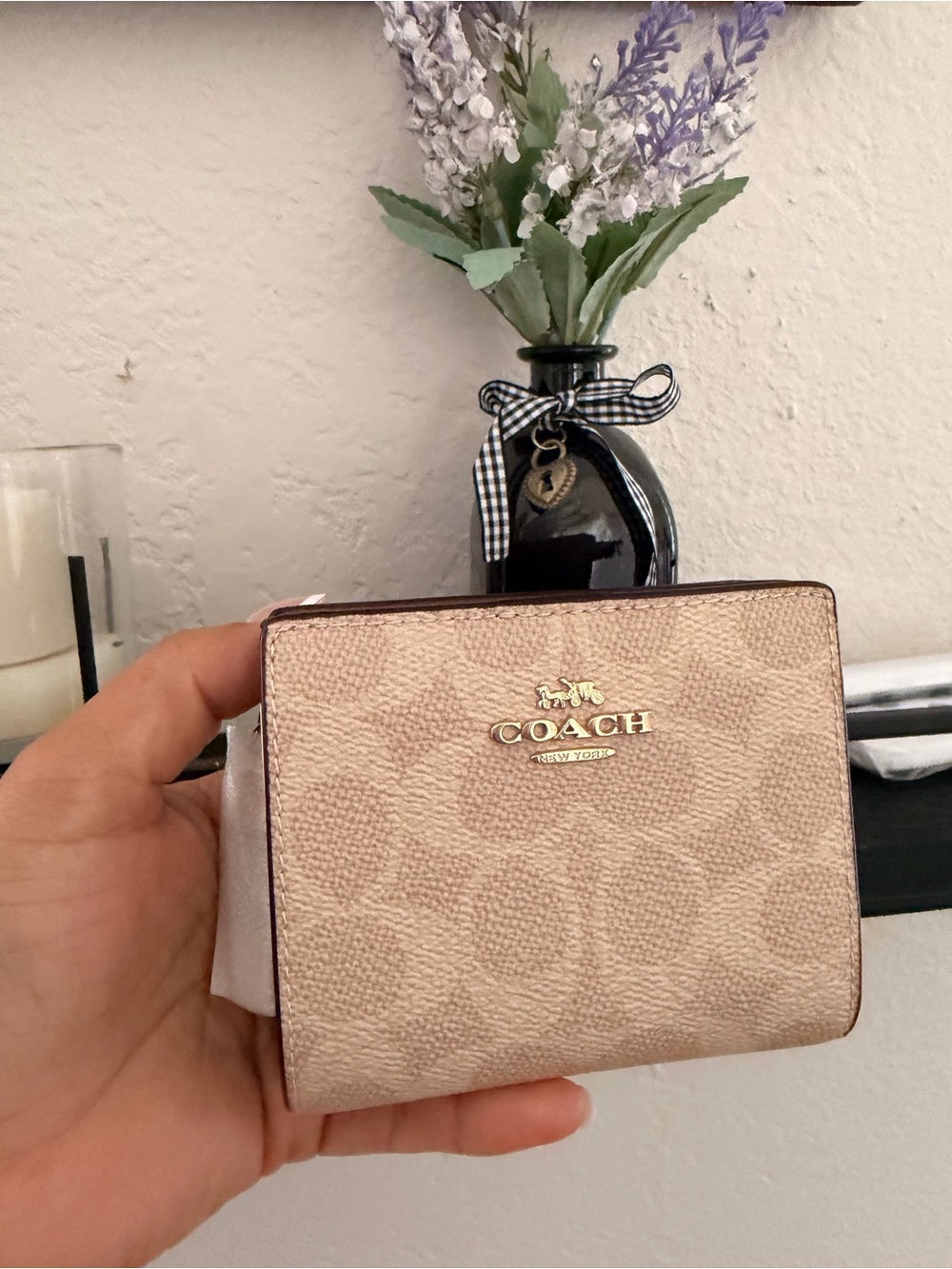 COACH Snap Wallet - Picture 3 of 7